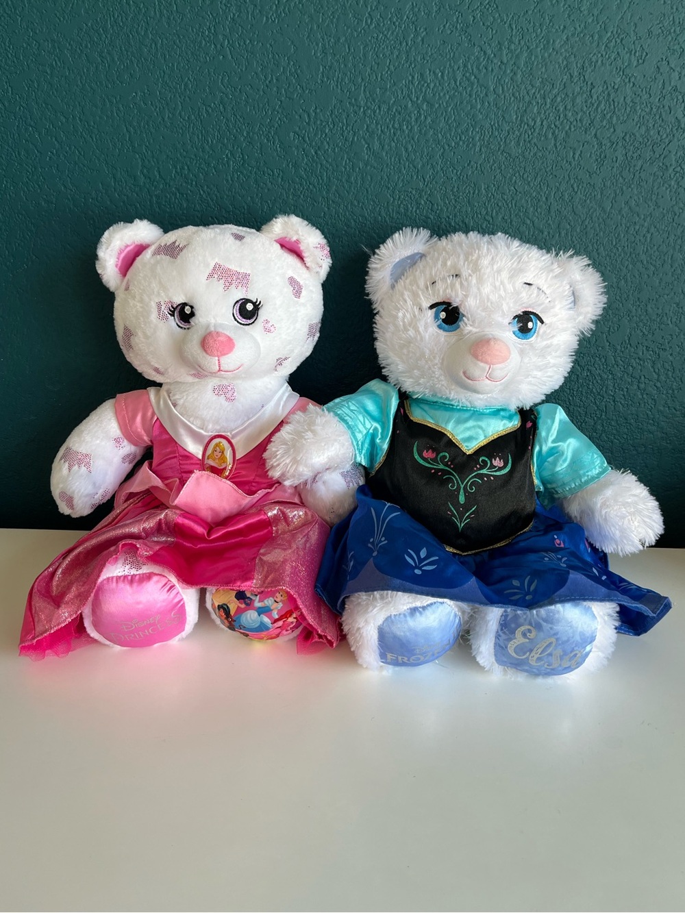 Build-A-Bear Workshop Elsa Frozen and Disney Princess’s Sparkly Dress Plush Bear